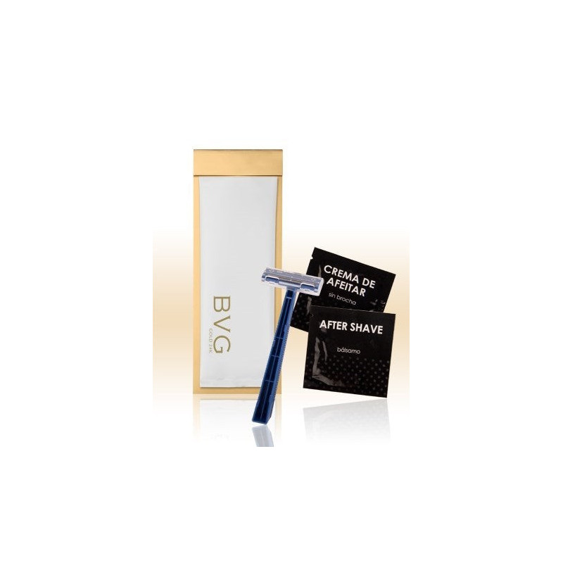 Shaving kit 3 pieces in a case 