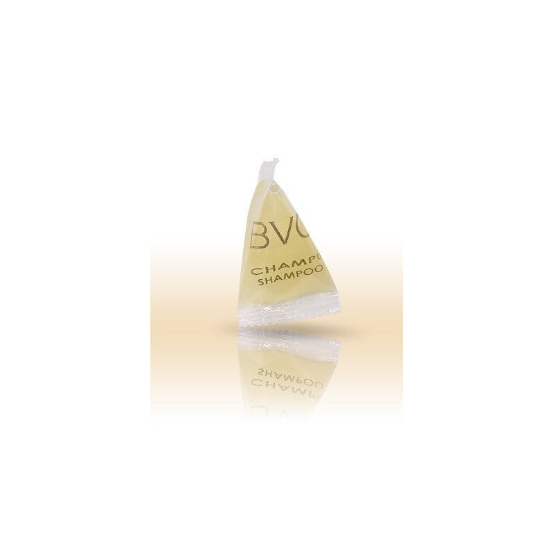 Shampoo with soy and jojoba in a sachet pyramid 15ml