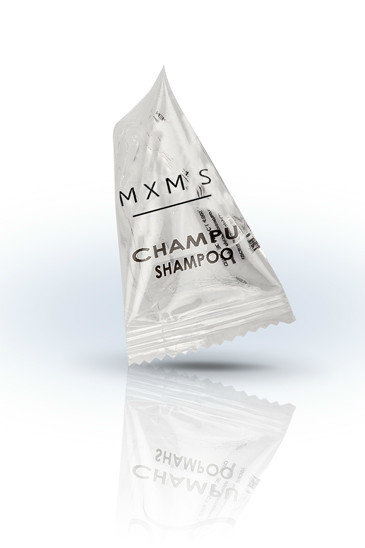 Shampoo in bustina a forma di piramide 15 ml